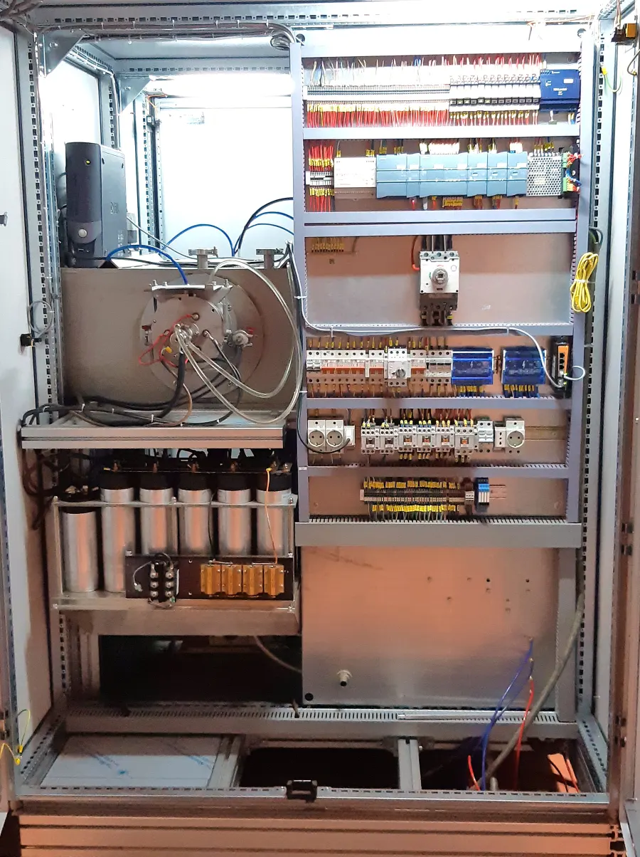 PLASMA CUBE 400, electrical cabinet